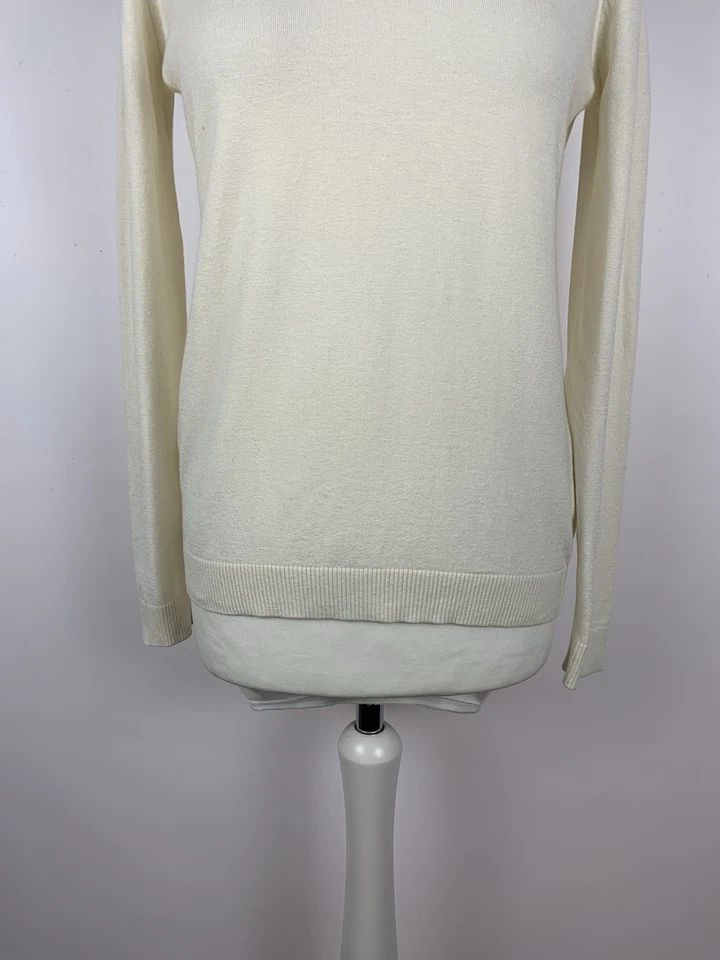 Weekend Max Mara Turtleneck Sweater Women’s Size M Ivory Luxury Designer Top - Image 3 of 4