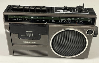 GoldStar TCR-132  FM/FM Cassette Radio Recorder  -Teildefekt- #ST449