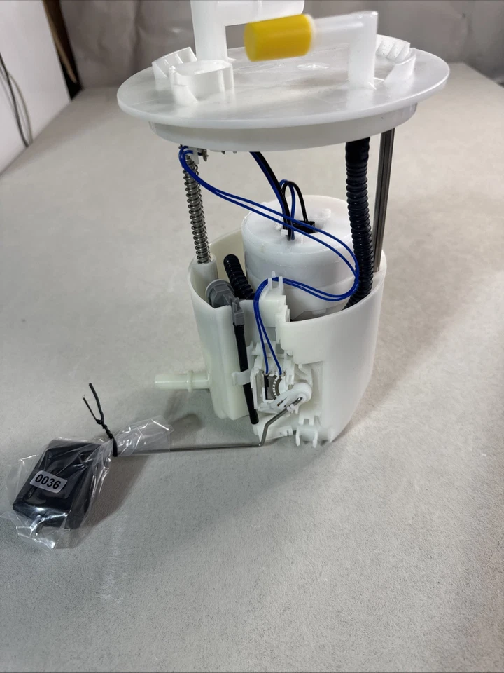 Топливный насос в сборе для Ford Taurus 2013-2019 Lincoln MKS 2014-2016 3,5 л 3,7 л полный привод - Изображение 3 из 4