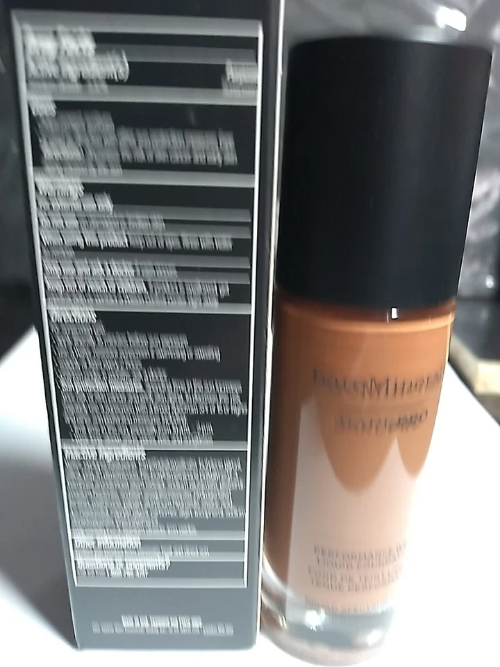 BareMinerals Barepro Performance Wear Liquid Foundation SPF20, COCOA 30, NIB - Image 3 of 4