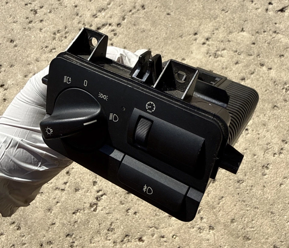 2001-2006 BMW E46 330ci 325ci Lear Xenon Headlight Control Switch OEM Dynamic - Image 4 of 4