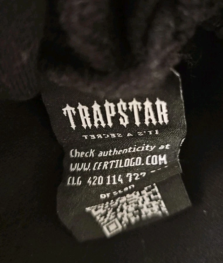 UNDERCOVER Trapstar Felpa con Cappuccio Piccola 'È Un Segreto