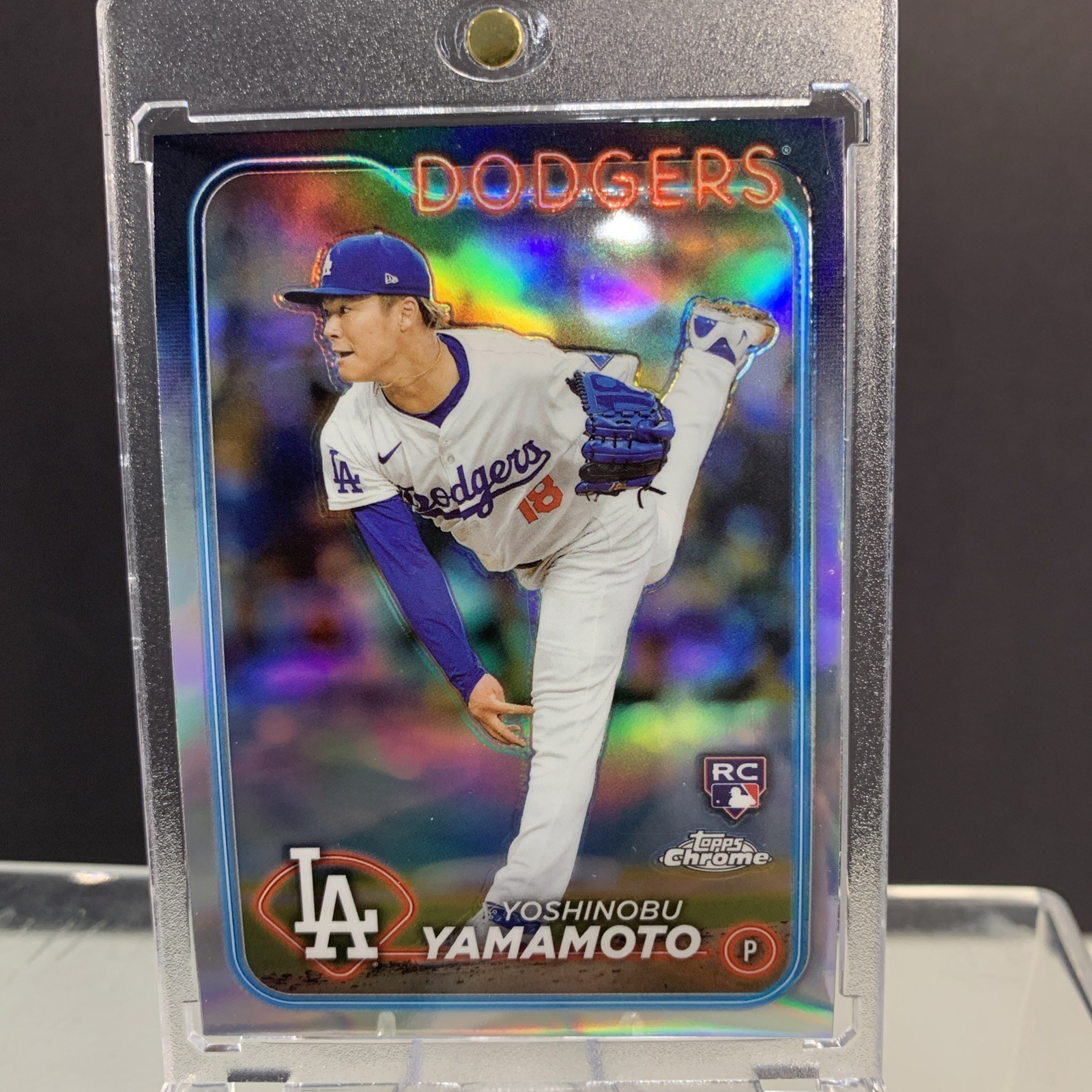 2024 Topps Chrome - Yoshinobu Yamamoto #18 Refractor (RC) Los Angeles Dodgers