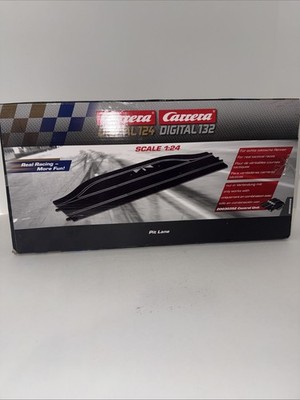 Carrera Digital 124/132 Pit Lane 30356 - Scale 1:24  New Damaged Box
