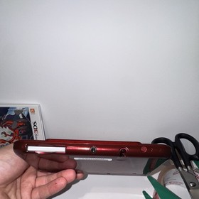 No charger no pen 3DS XL Red + Pokemon Y + Super Mario 3D Land +