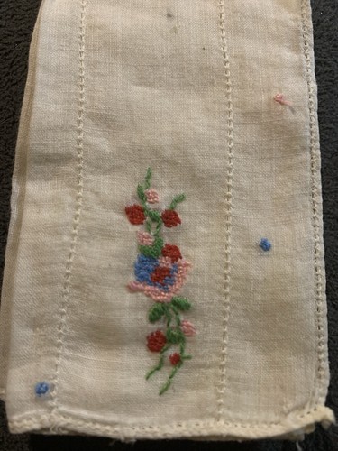 Schönes Vintage besticktes Damen Taschentuch - Bild 2 von 7