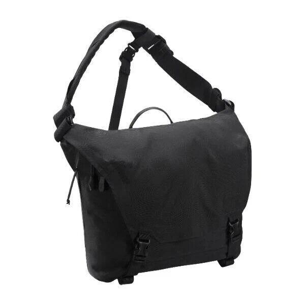 NWT Arc'teryx Leaf Black Courier Messenger Bag 15 One Size NWT Arc'teryx Leaf Black Courier Messenger Bag 15 One Size