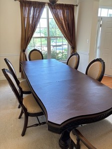 Traditional Dark Wood Dining Table Set with 6 Upholstered Chairs, Carvings