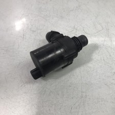 Pompe à eau BMW SERIE 5