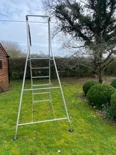 Used HIS6 - 1 Henchman Hi-Step Major Platform Ladder - 9' / 2.7m Ladder