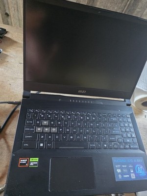 MSI Katana A15 AI B8VF Win 11 AMD Ryzen 7 8845HS 3.8GHz 32GB RAM 1TB SSD Pow