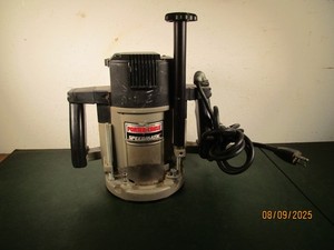 Porter Cable 7539 Speedmatic VS Production Router