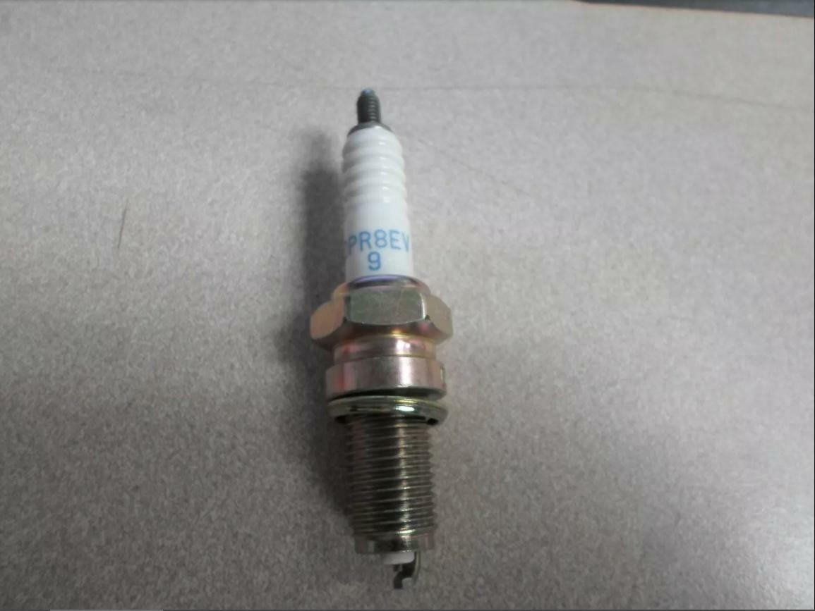 1981-1983 Honda CX GL NGK DPR8EV-9 Spark Plug NOS OEM 98069-58912