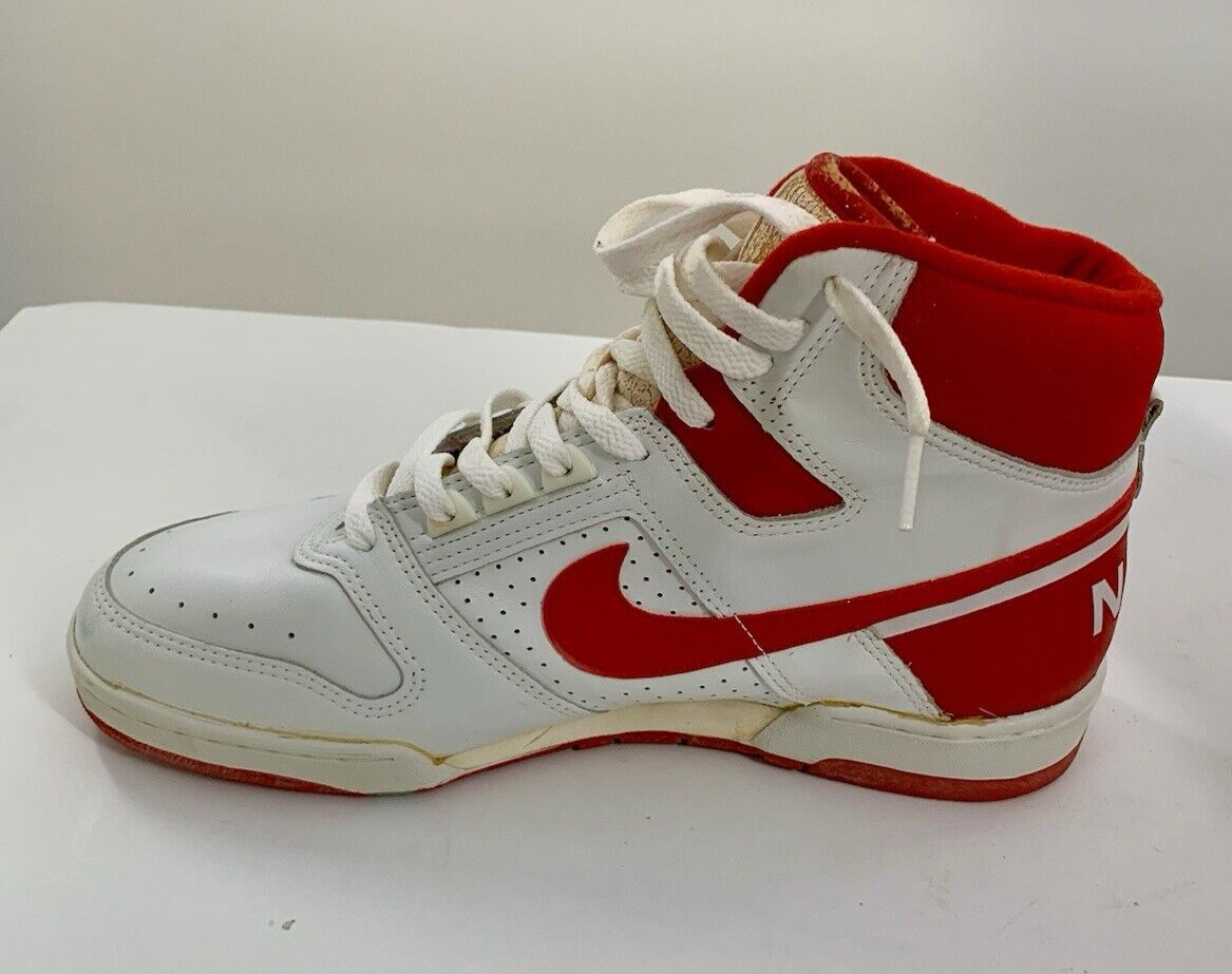 Vintage 1987 Nike Delta Force AC High without box & dry-rot