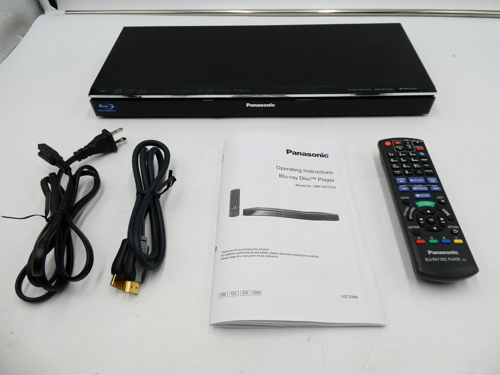 🍀 NEW DEMO! Panasonic DMPBDT220 WiFi 3D Smart BluRay DVD CD Disc