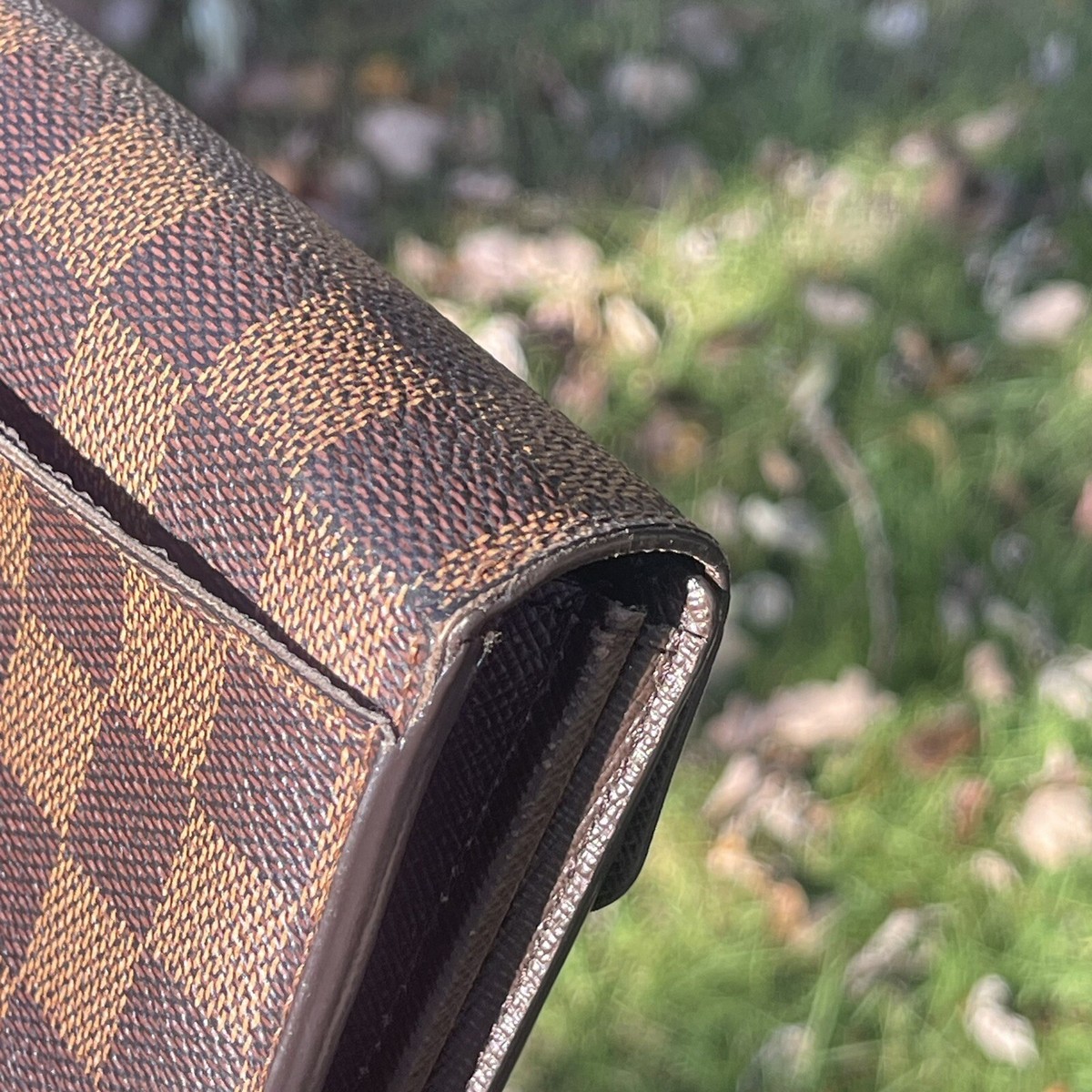 Louis Vuitton Damier Ebene Porte Feuille Sarah Long Bifold Wallet