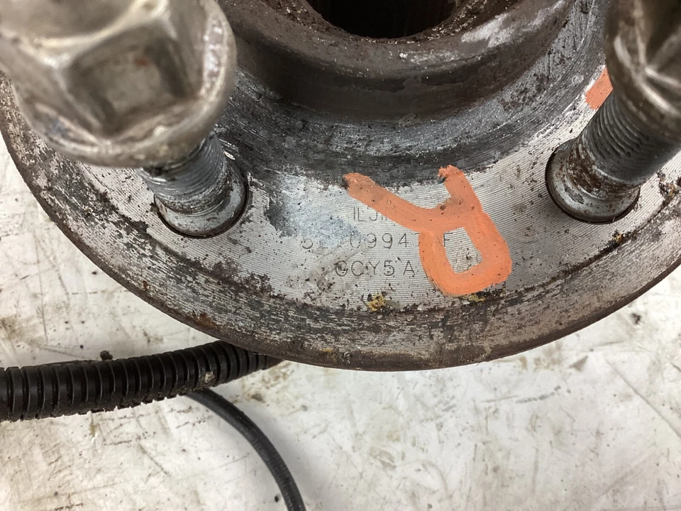 2008 - 2012 Jeep Liberty Front Right Passenger Side Wheel Bearing Hub OEM - Image 4 of 4