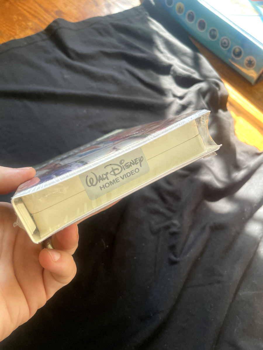 Swiss Family Robinson (VHS, 1997, Clam Shell The Fantastic