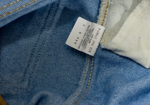 2 Pairs Vintage 1990 Levi's 517-2014 Light Blue Denim Jeans Men's size 34x30 USA - Picture 5 of 8