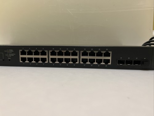 TP-LINK JetStream 24-Port Gigabit Smart PoE+ Switch with 4 SFP Slots - 第 2/8 張圖片