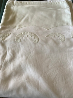 Williams Sonoma Home Italian cotton applique King top sheet & 6 std. pillowcases