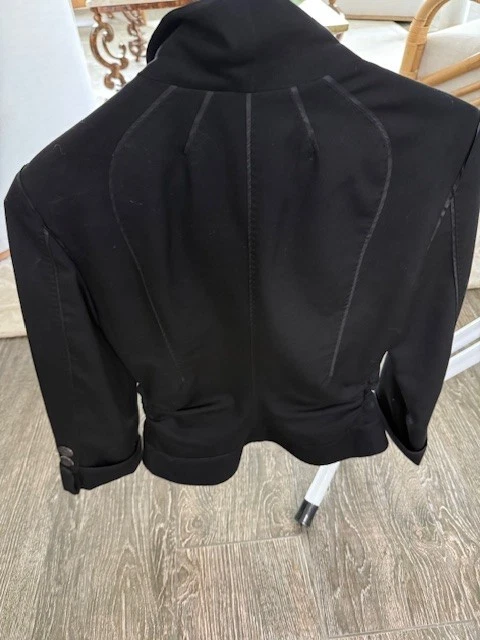 Chaqueta de mujer Louis Vuitton - negra, lana de cordero talla FR 36 Foto 3 de 4