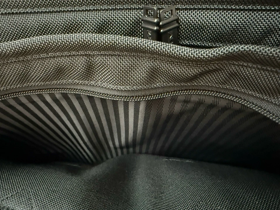 TUMI Nylon ? Briefcase Laptop Sleeve Pockets Org Leather ? Handle Tag USA Made - Image 4 of 4