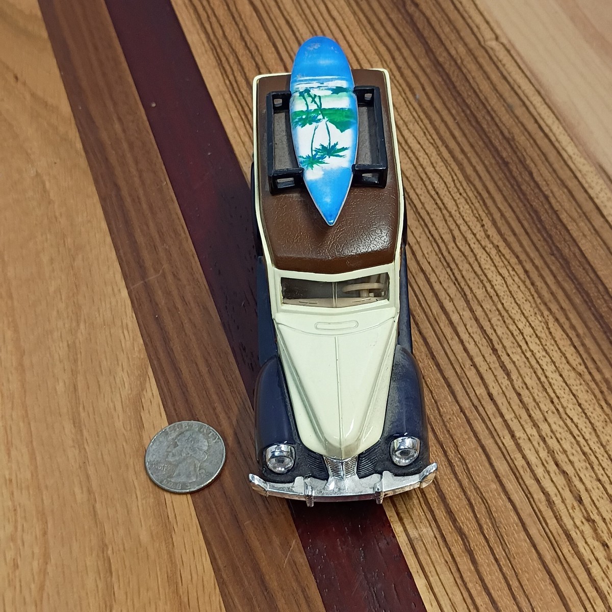 【当時物】ヴィンテージミニカー 豪華コレクションセット 1940 Ford Deluxe Woody Wagon Diecast Model Car w/ Surfboard - SS