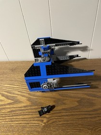 Lego Star Wars 6206 TIE Interceptor Set Vintage 2006