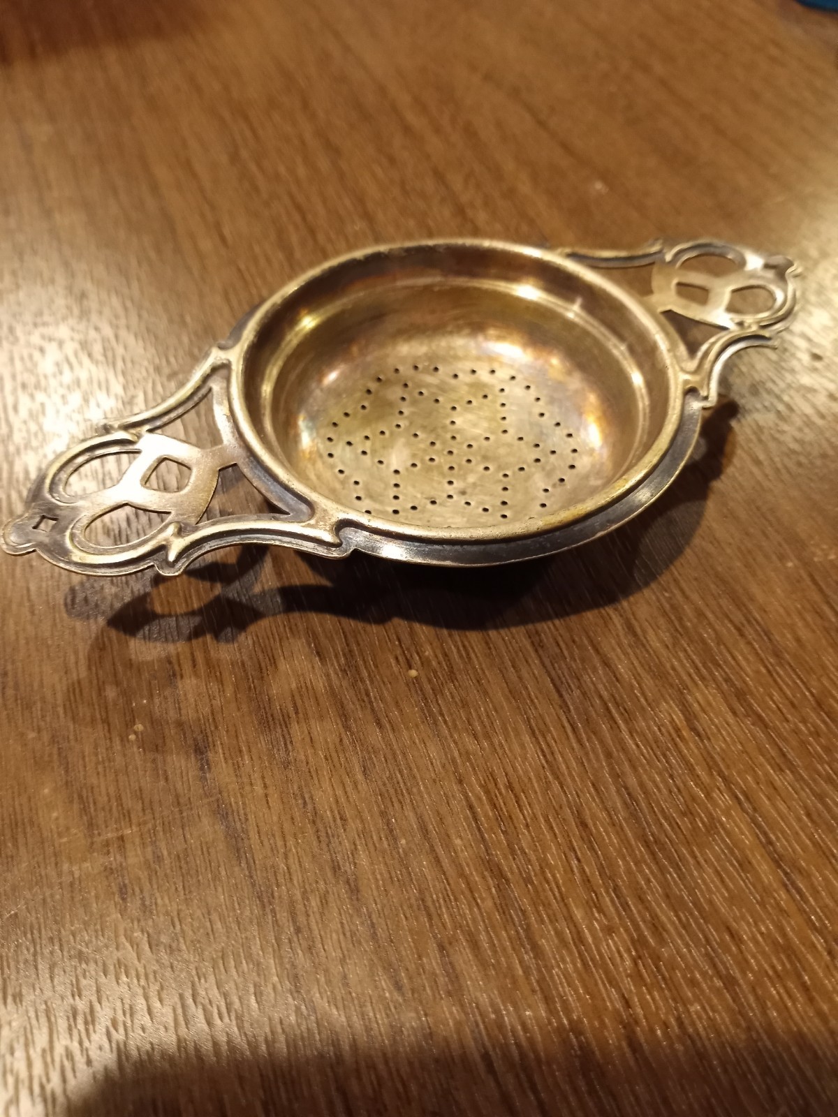 Vintage Antique Loose Tea Strainer R. Wallace 0149 Silver Sifter 19th Century