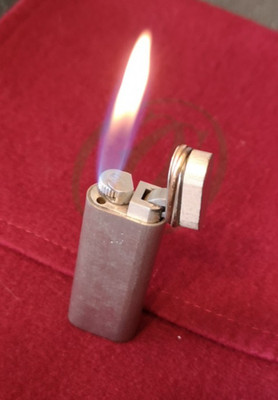 Cartier Feuerzeug Trinity. funktionstüchtig. UVP 1000£.
