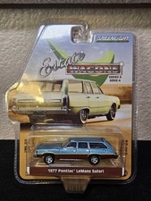 Greenlight Estate Wagons 1:64 1977 Pontiac Lemans Safari Series 4 Station Wagon