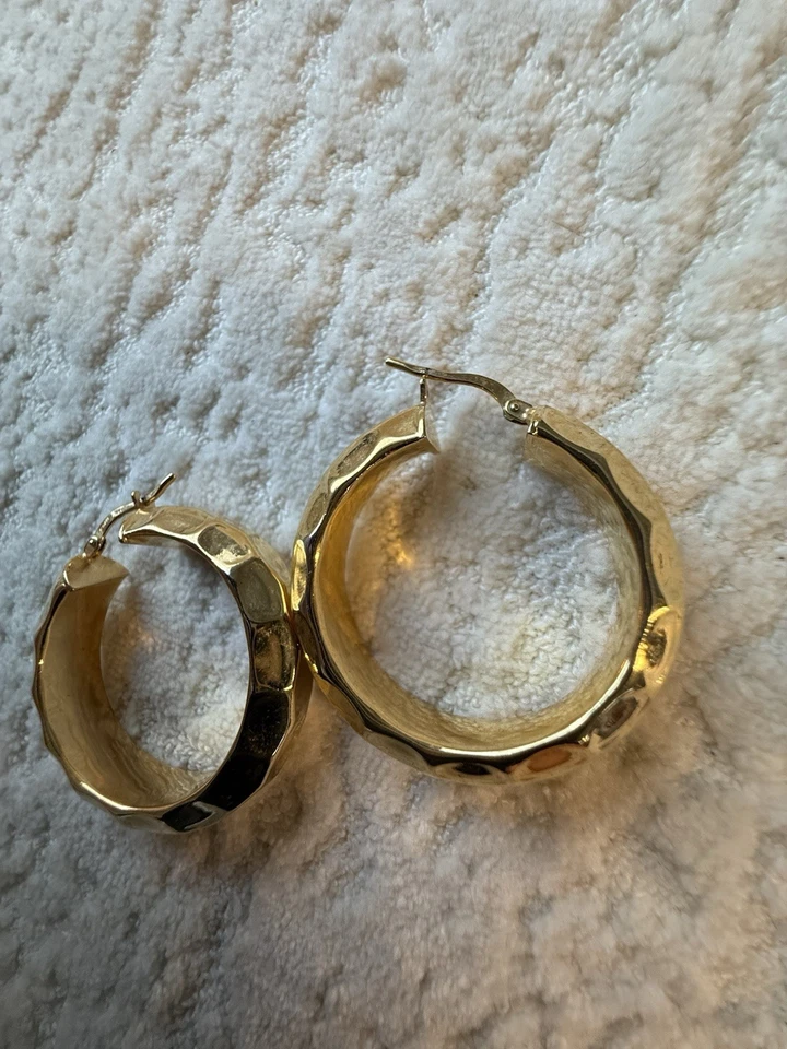 18k GP Italy Vintage Hoop Earrings - Image 3 of 4