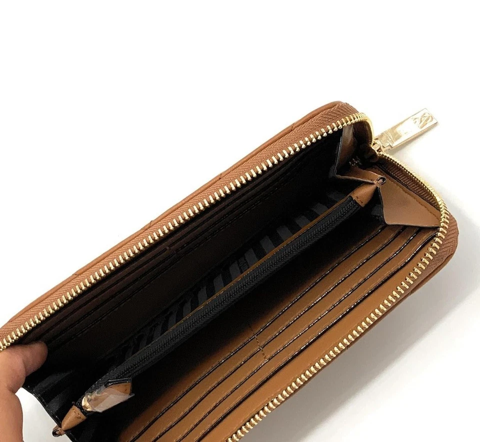 Victoria’s Secret Acolchado Marrón Cremallera Cartera Llavero Estuche para Tarjetas Nuevo ✅ Foto 3 de 4