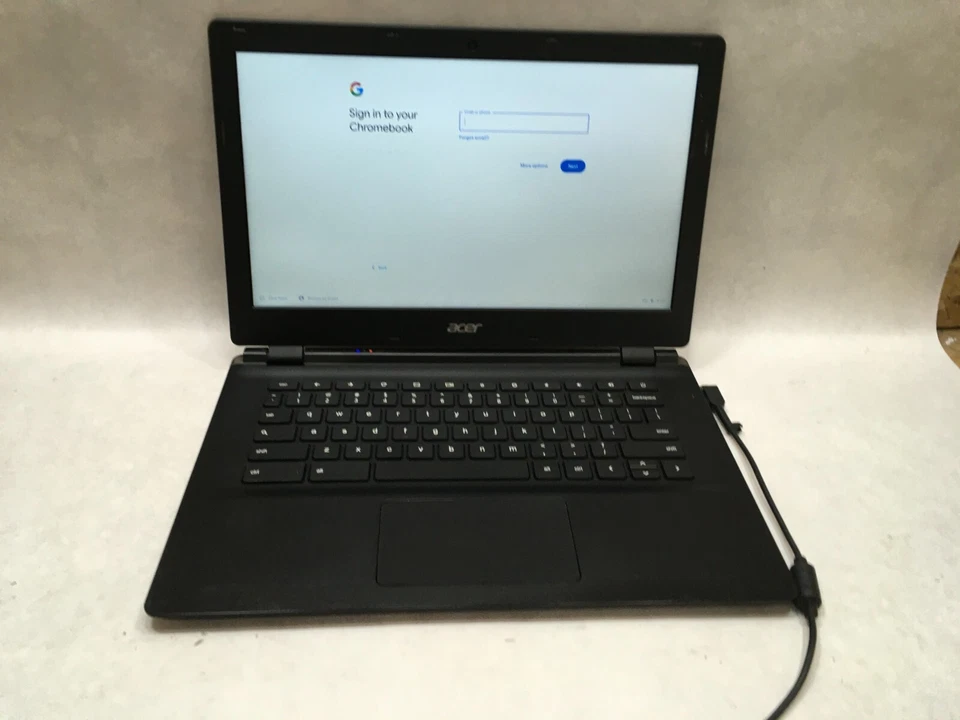 Acer Chromebook C810 Tegra Procesador 4 GB Ram 16 GB Problemas de almacenamiento Lote de 10 pies Foto 2 de 4