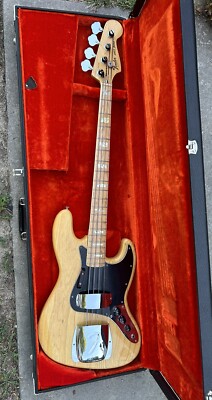 1976年Fender Jazz Bass s-l400.jpg
