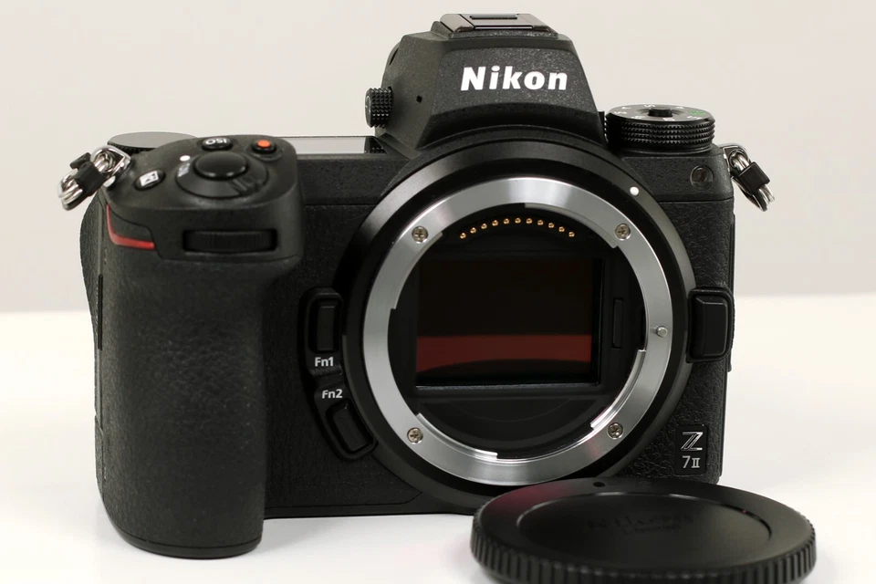 Nikon Z7 II Body Vollformat Systemkamera 45,7 MP für Höchste Präzision, 16 Ausl. - Bild 2 von 4