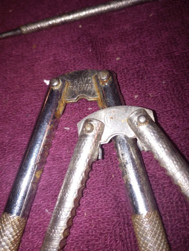 Metal Nutcrackers lot of 4 Lobster, Crab Claw Crackers-HMO & 3 Others - Picture 2 of 7