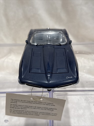 Franklin Mint 1965 Corvette Mako Shark Die Cast 1/24 Scale - Picture 2 of 5