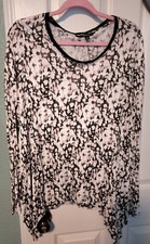 Simply Vera (Vera Wang) Small White & Black Gray Flower Print Tunic