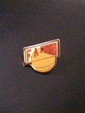 Pin's Sport Basket-ball - F A Cournon