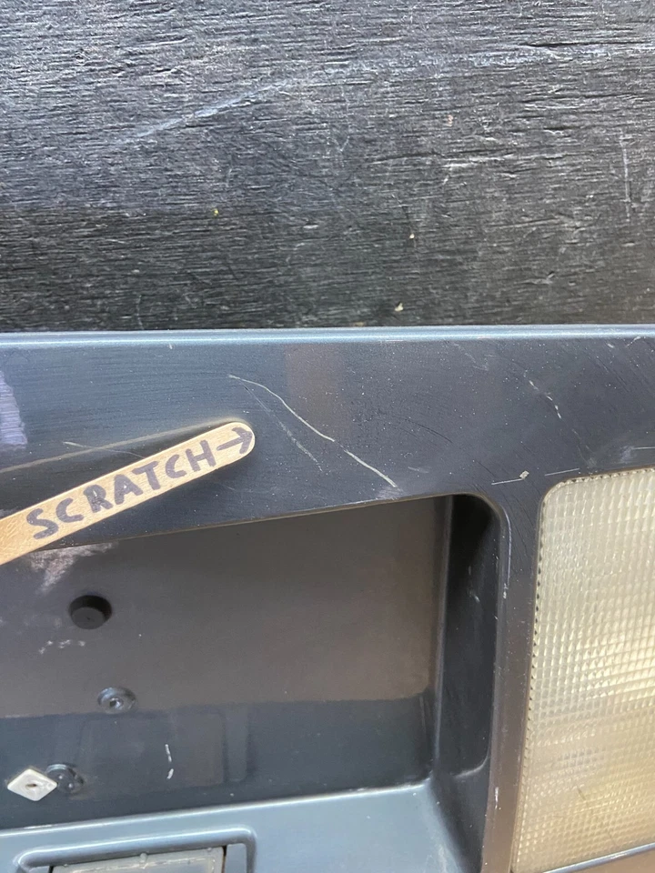 Cadillac SRX 2004-2009 panel maletero tapa respaldo matrícula A7137 OEM Foto 4 de 4