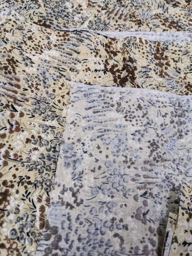 Vintage Sewing Fabric Brown Floral Print 70's Earth Tones Nature Print 5 Yard - Picture 9 of 9