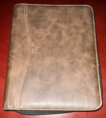 Day-Timer 10.5'' x 8 5'' Brown Faux Leather (7) 1.25  Ring Planner Binder VGUC