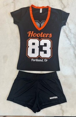 Hooters In Your Face Apparel #83 Women s V-Neck T-Shirt S Black/Orange