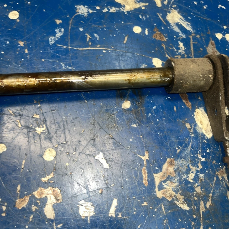 Задняя ось 1969 HONDA CL175 SCRAMBLER - Изображение 4 из 4