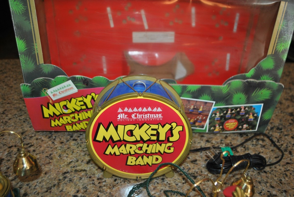 1993 Mr. Christmas Mickey's Marching Band – 8 Disney Characters
