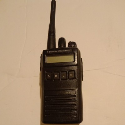 VERTEX STANDARD EVX-534 DIGITAL PORTABLE TWO WAY RADIO