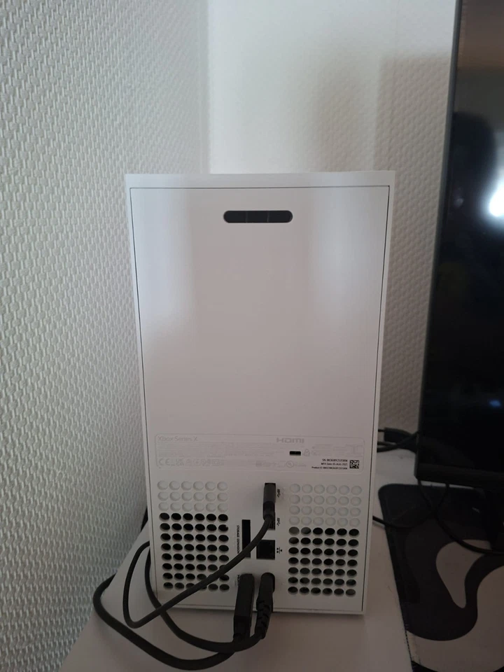 Microsoft Xbox Series X Digital Edition, Foto 2 von 3