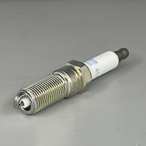 Iridium Spark Plug 4PCS OEM ACDELCO 12627160 For Lincoln MKZ Mazda 3 GMC Canyon - Picture 3 of 5